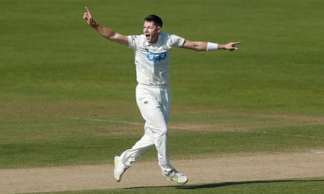 County cricket: Surrey, Leicestershire win; Yorkshire v Derbyshire, and more – live | Sport